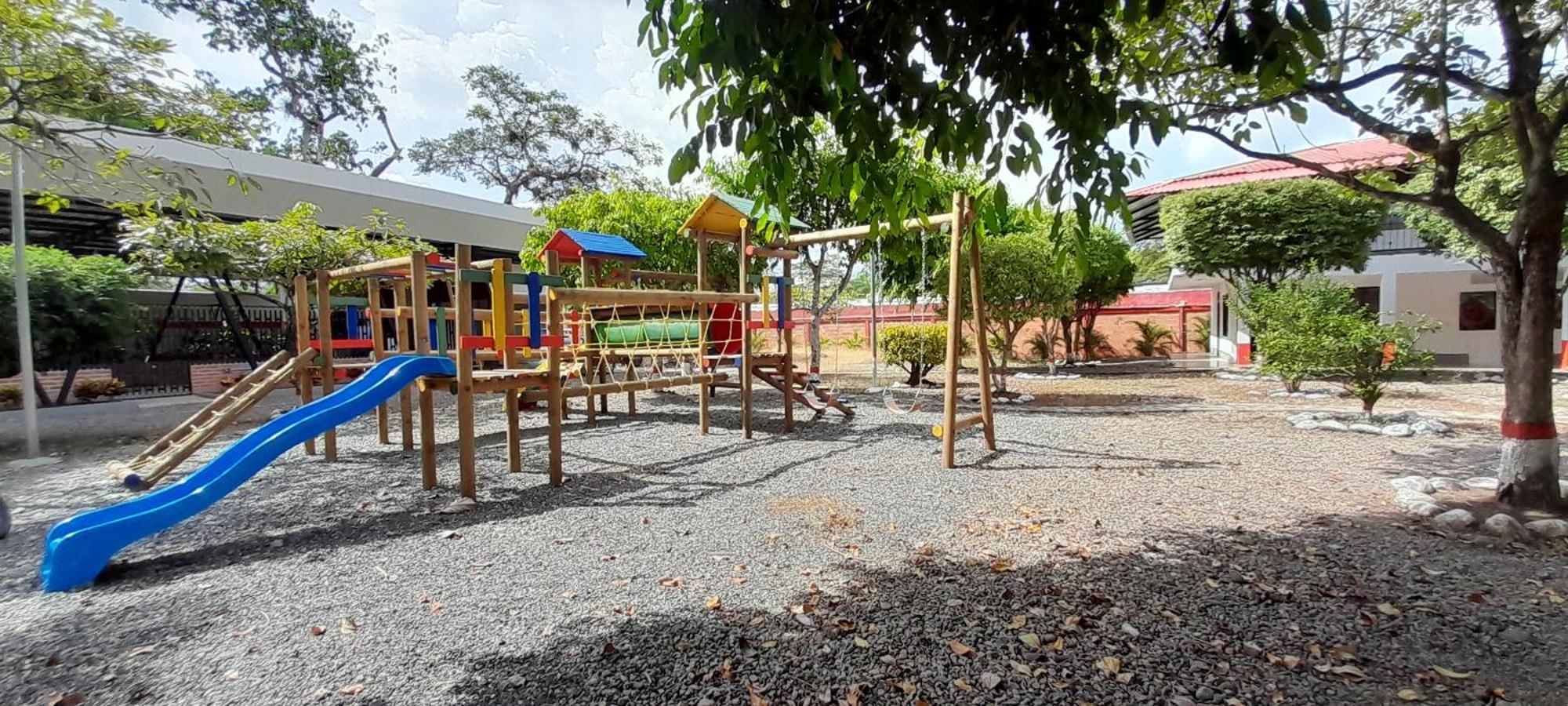 Hotel Campestre Las Palmas Sas 比亚维森西奥 外观 照片