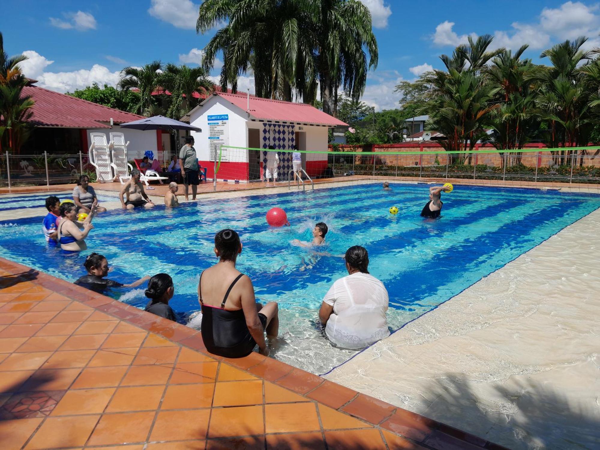 Hotel Campestre Las Palmas Sas 比亚维森西奥 外观 照片