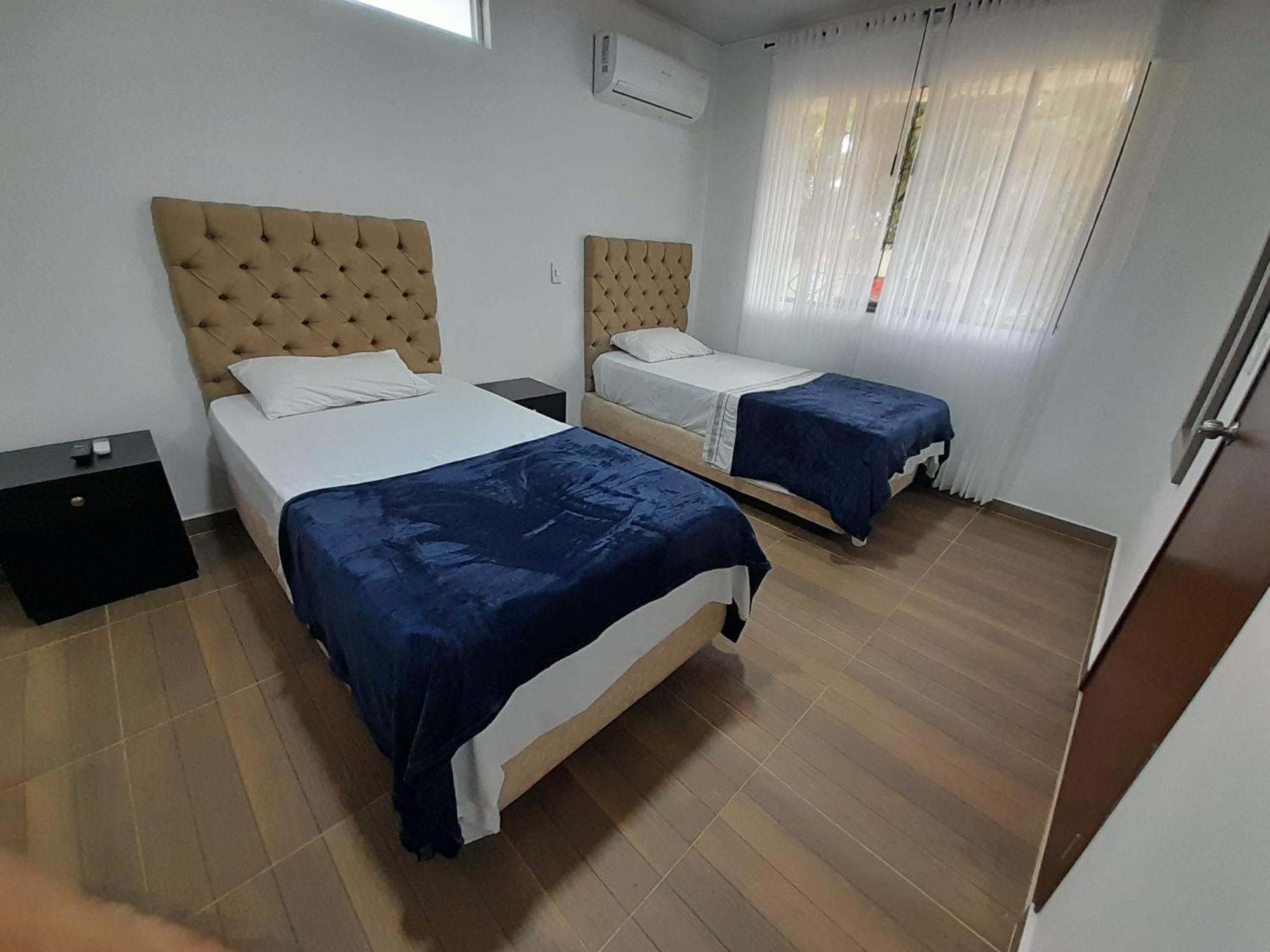 Hotel Campestre Las Palmas Sas 比亚维森西奥 外观 照片